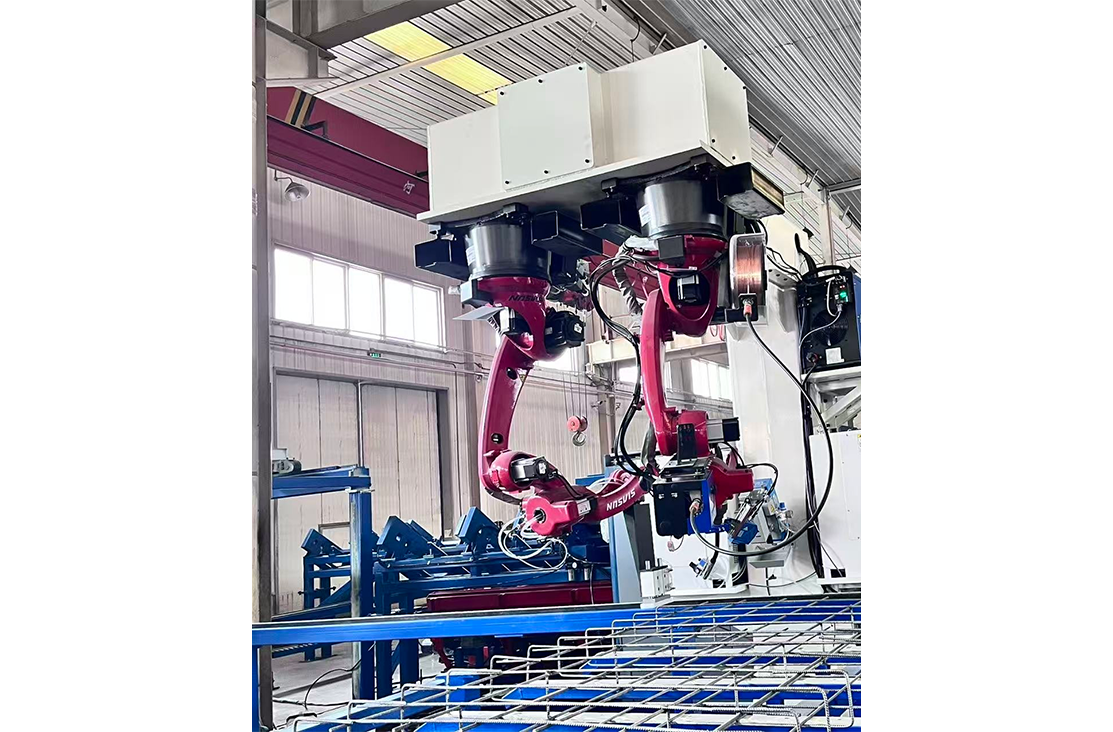 工业焊接机器人